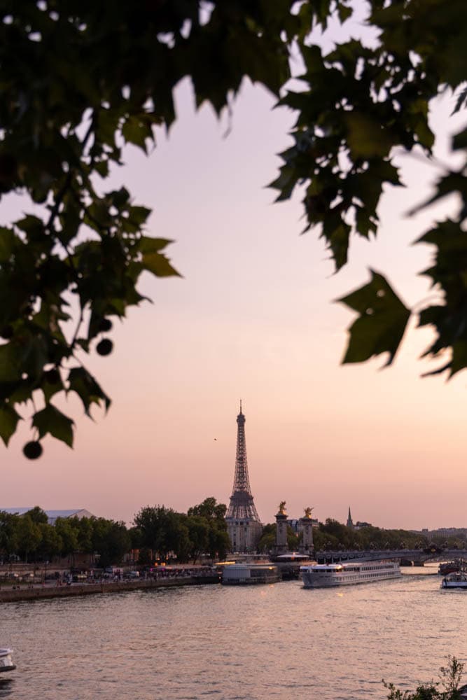 sunset over the Seine with the Eiffel Tower