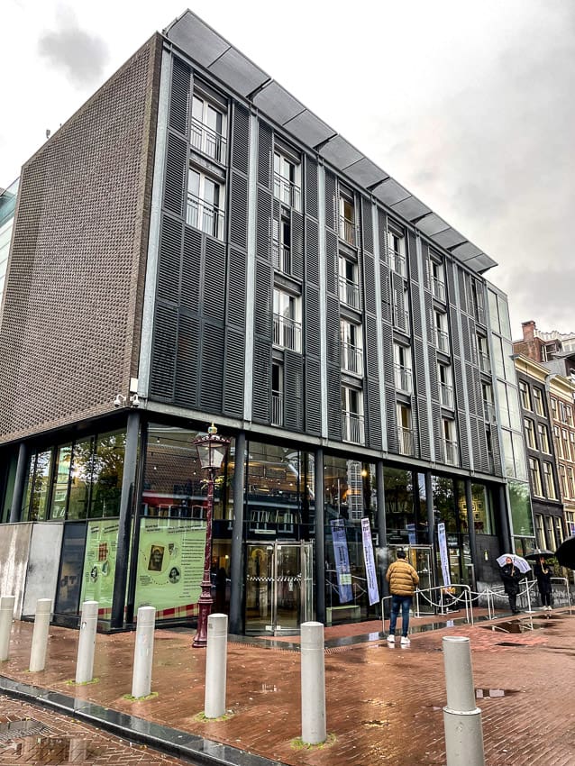 exterior of the Anne Frank house in Amsterdam