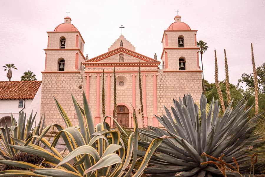 California Road Trip Itinerary 10 days exterior of the Santa Barbara Mission