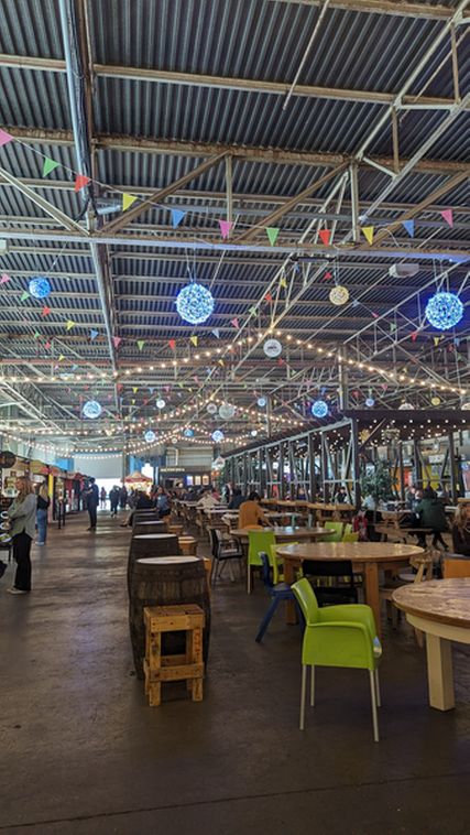 urban market selling food and artisan goods