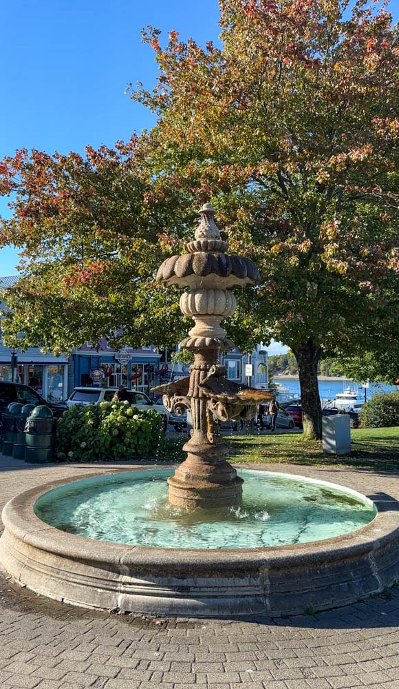 fountain in the central park in Bar Harbor Maine