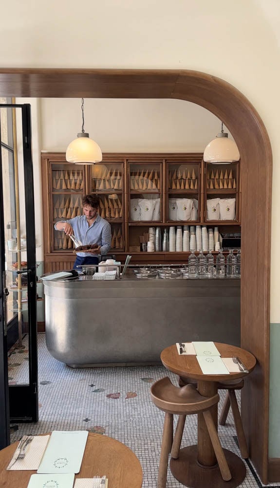 hidden gem coffee shop in Palais Royal